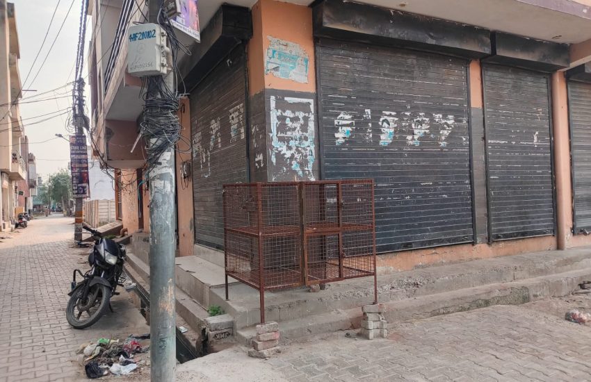 Shop for Sale in Aligarh